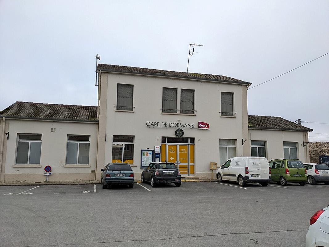 Gare de Dormans